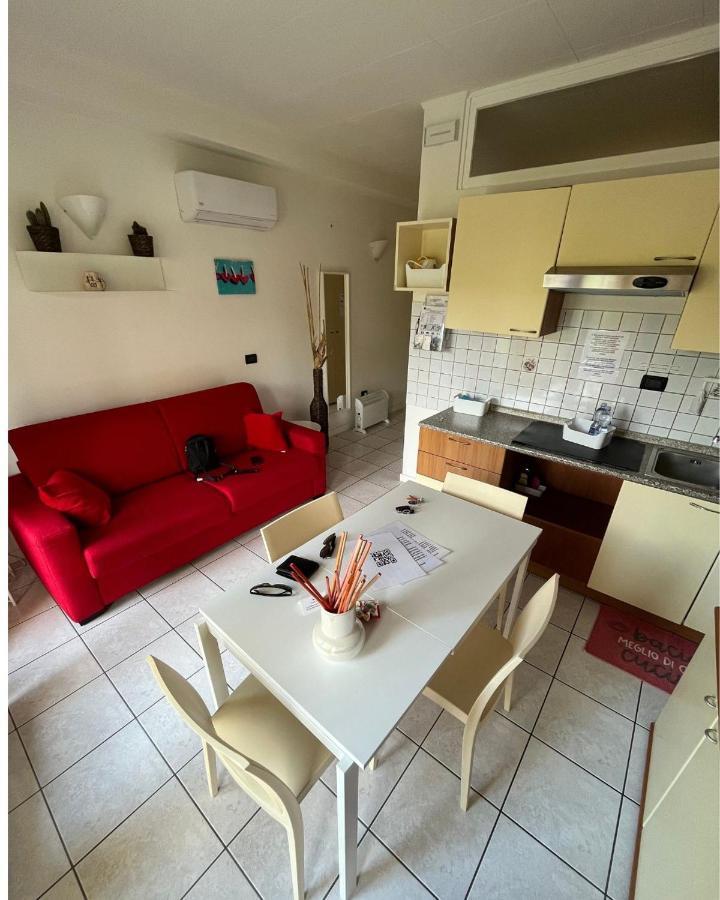 Gardalakeapartment a Sirmione Bagian luar foto